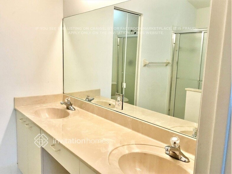 Building Photo - 1552 NW 157th Ave