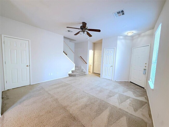 Building Photo - 16100 S Great Oaks Dr