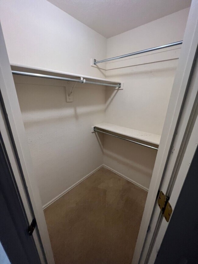 Building Photo - Literally One Block Away From Skyview Middle School