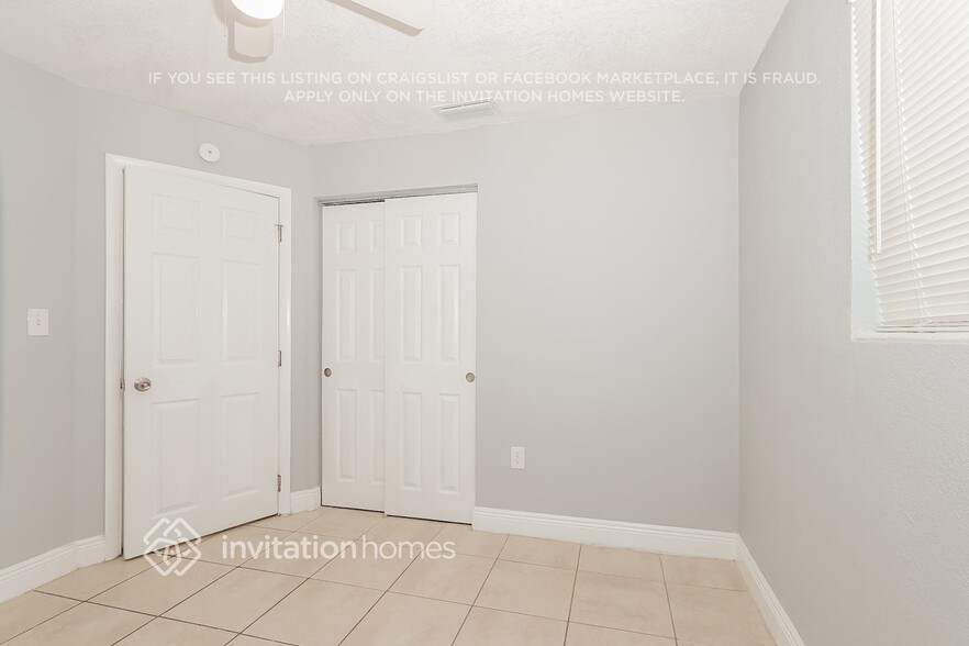 Building Photo - 2150 Bonnie Dr