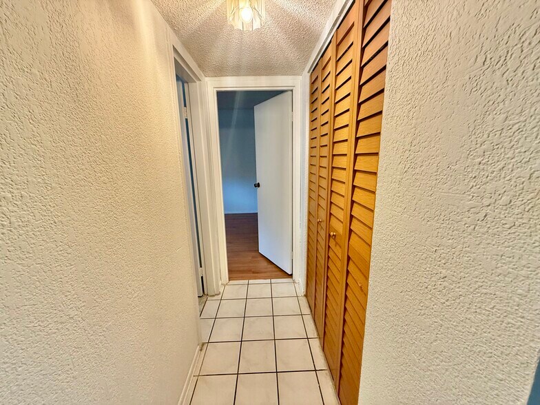 Building Photo - 8301 Sands Point Blvd