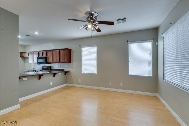 Building Photo - 169 Almond Ridge Pl