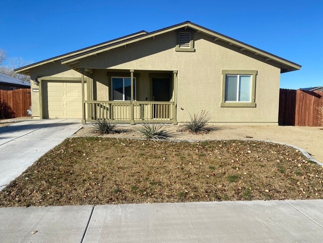 Building Photo - Charming Fallon 3 bedroom with RV Acess