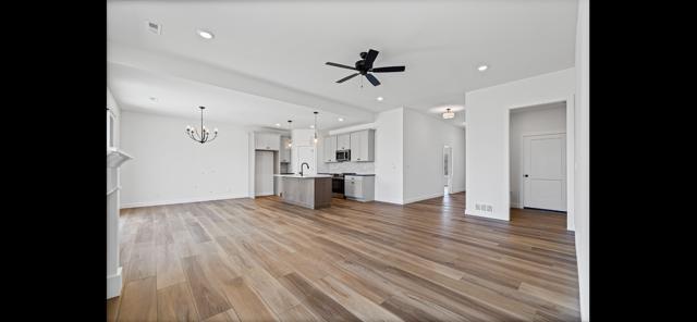 Building Photo - 15789 Allegiance Ave
