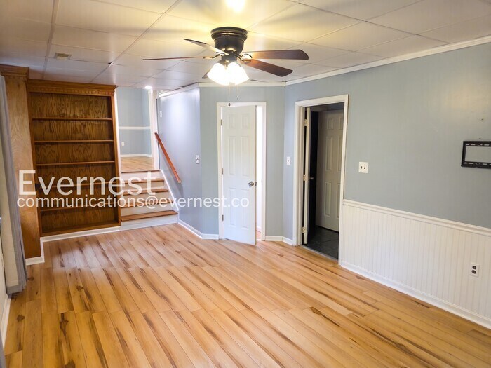 Building Photo - 12409 Salient Ln