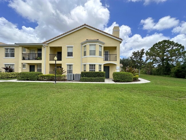 Building Photo - 124 SW Peacock Blvd