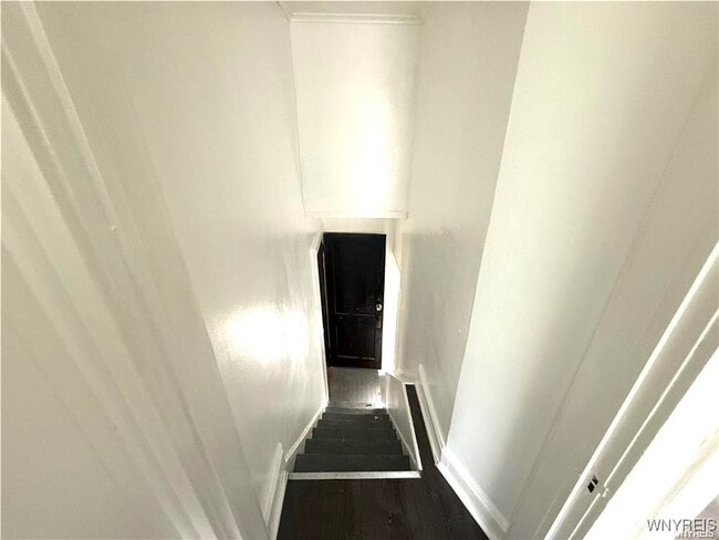 Building Photo - 300 Springville Ave