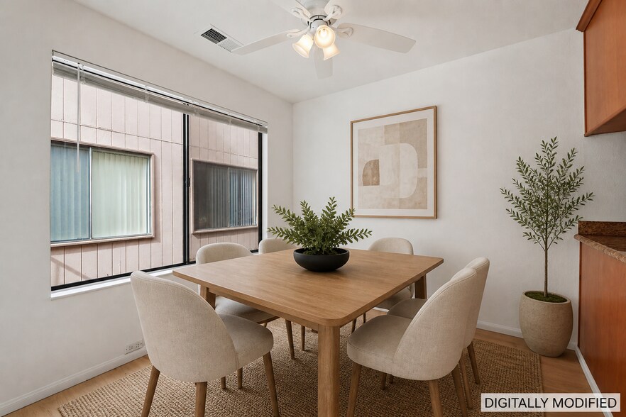 Building Photo - 523 Woodside Oaks