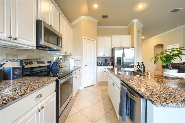 Building Photo - 16204 Stillhouse Hollow Ct