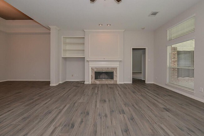 Building Photo - 2387 Marina View Way