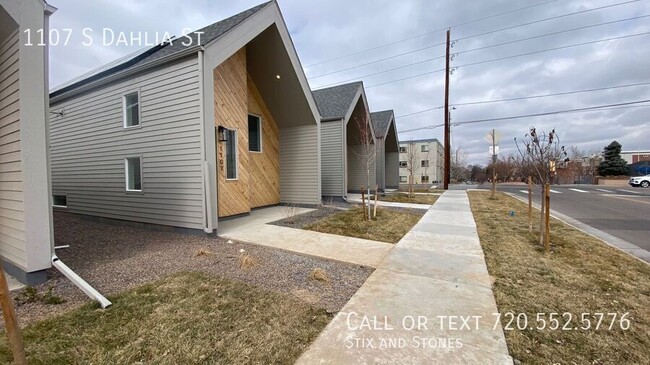 Building Photo - Desirable 3 bed 3 bath Newly Built home fo...