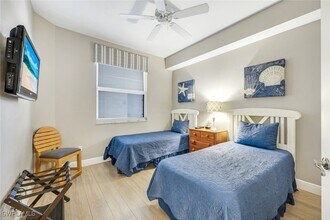 Building Photo - 470 Launch Cir