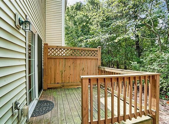 Building Photo - 10240 Blakeney Preserve Dr