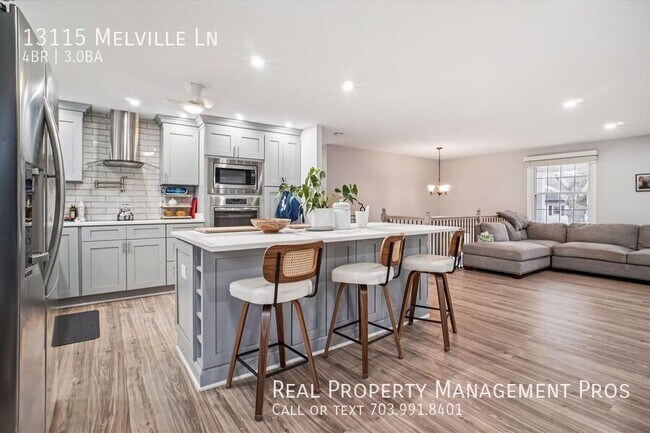 Building Photo - 13115 Melville Ln