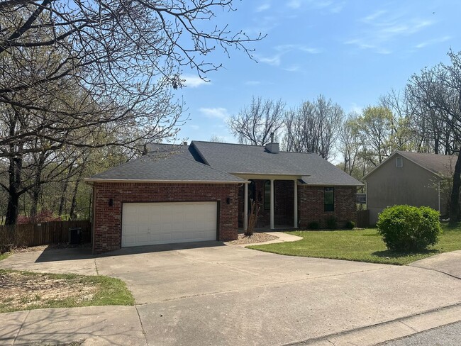Building Photo - Available June 1st! Beautiful 4-Bedroom, 2...