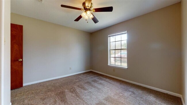 Building Photo - 3921 Olive St