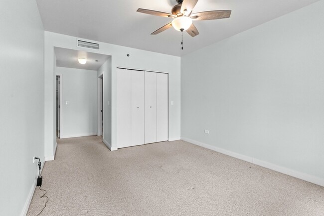 Building Photo - 130 N Garland Ct