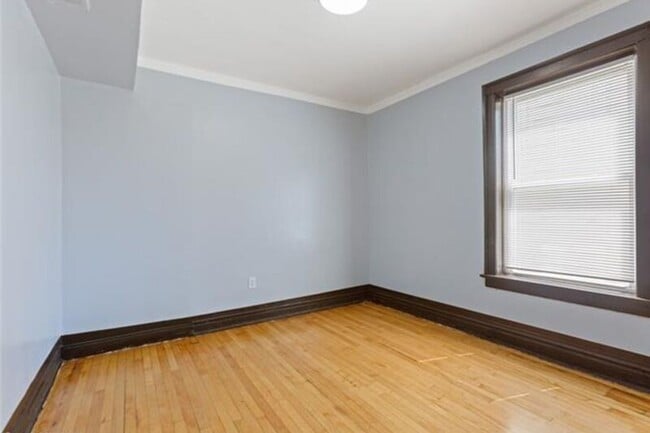 Building Photo - 7836 S Sangamon St