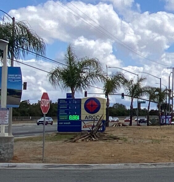 Building Photo - 200 E Alessandro Blvd