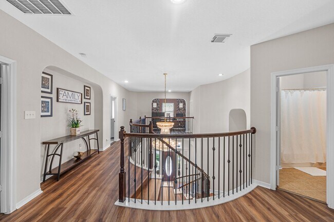Building Photo - 2153 Summit Mist Dr