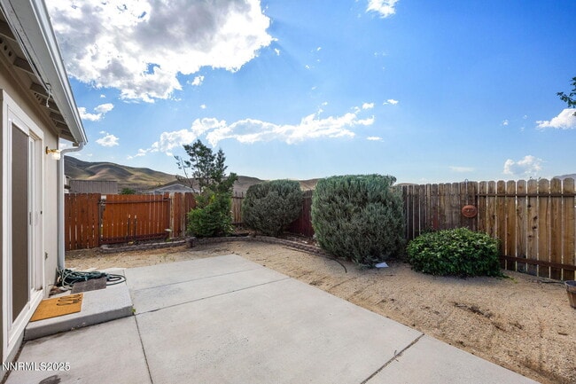 Building Photo - 8733 Sunset Breeze Dr