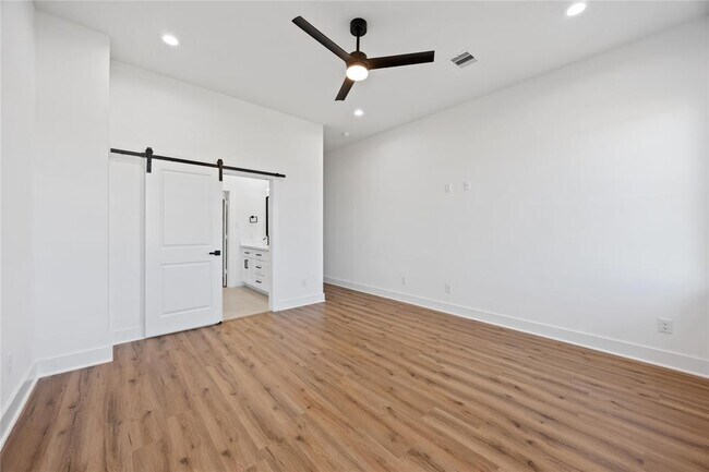 Building Photo - 7719 Orebo St