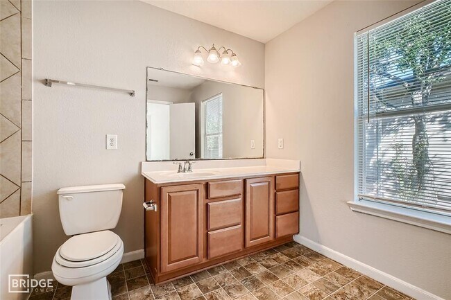 Building Photo - 514 Remington Glen Ct