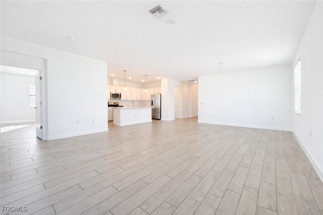 Building Photo - 18680 Ives Dr