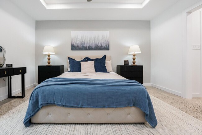 Building Photo - 700 Onyx Dr