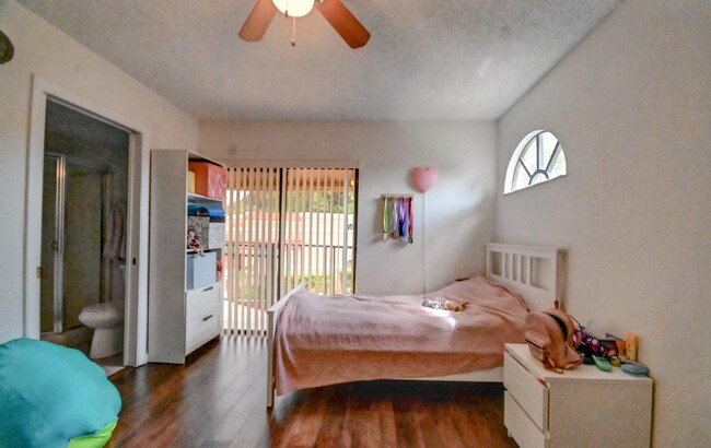 Building Photo - 8248 Severn Dr