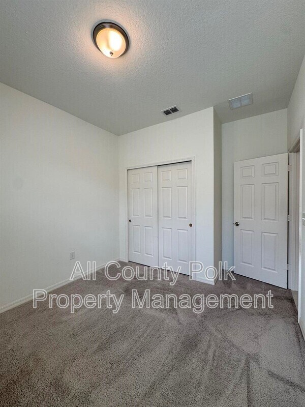 Building Photo - 7163 Cruz Ct