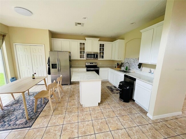 Building Photo - 1418 Spring Fest Ln