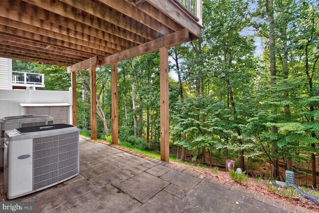 Building Photo - 11432 Cedar Ridge Dr