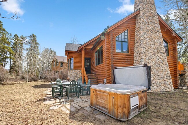 Building Photo - New to the market!  Log home in Frisco!  L...