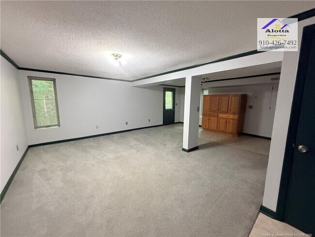 Building Photo - 5004 Cardinal Cir