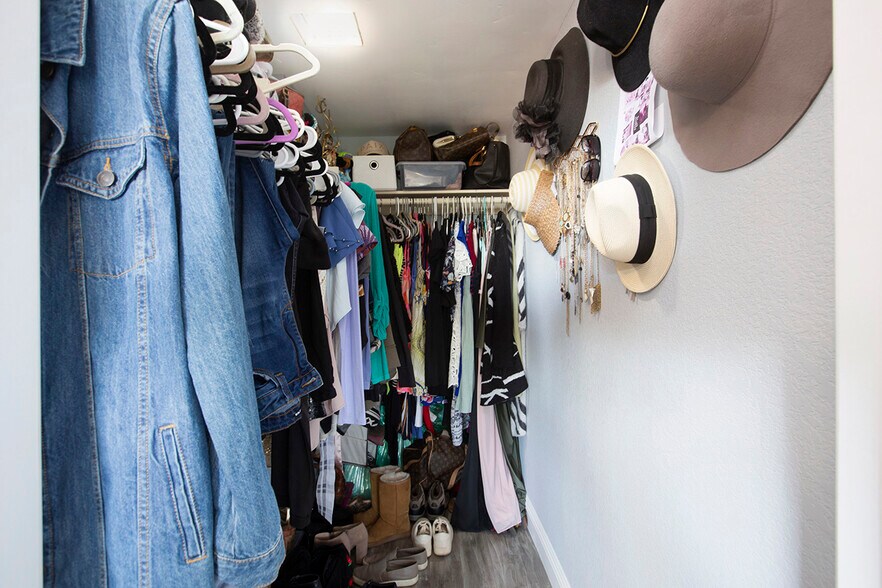 Building Photo - 12290 Corte Sabio