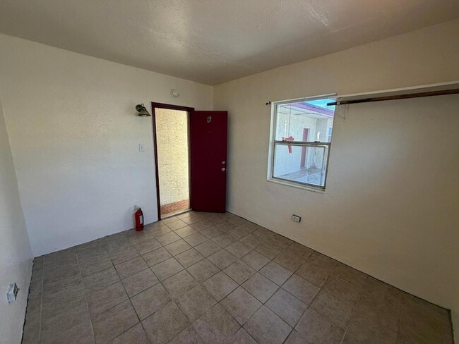 Building Photo - 1551 NW 6th St