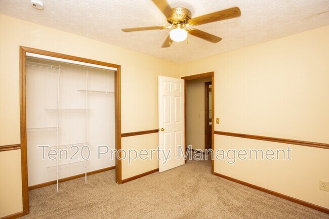 Building Photo - 1430 Lokey Dr