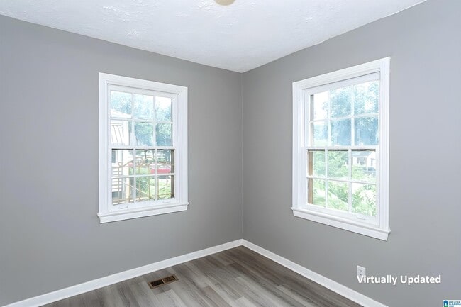 Building Photo - 340 McPherson Ave