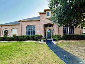 Building Photo - 3009 St Lynda Dr