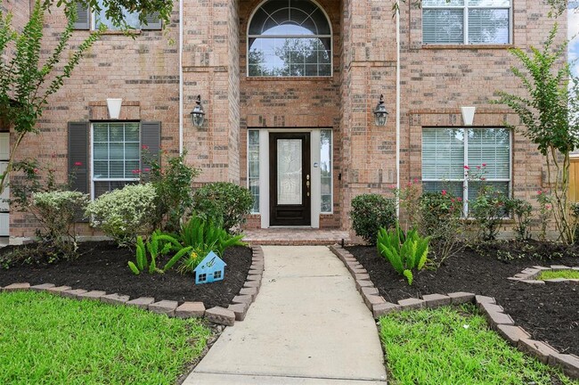 Building Photo - 10907 Lombardia Ct