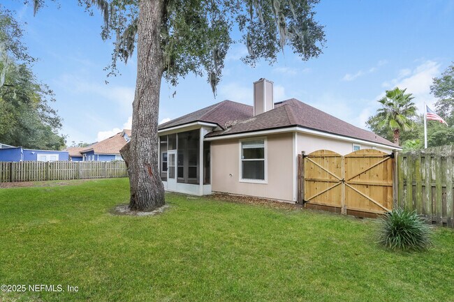 Building Photo - 86293 Fieldstone Dr