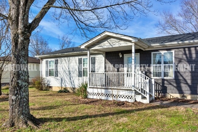 Building Photo - 345 Yoakum St