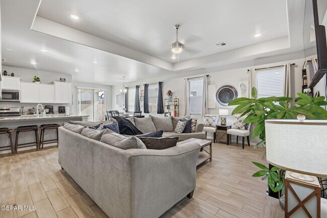 Building Photo - 1052 Summer Breeze Pl