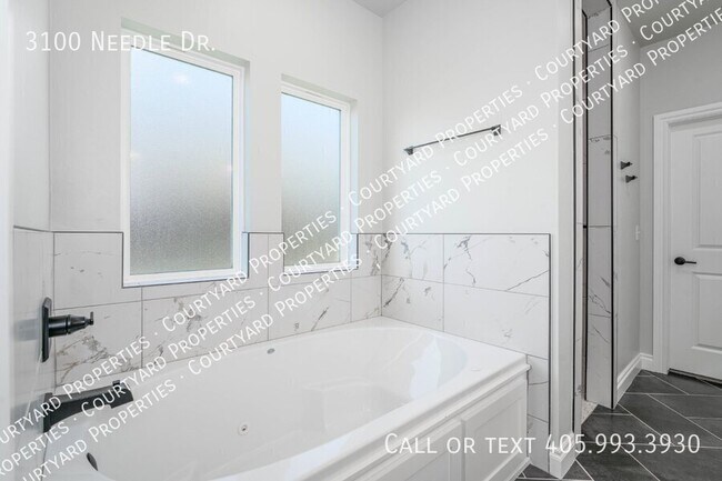 Building Photo - 3100 Needle Dr