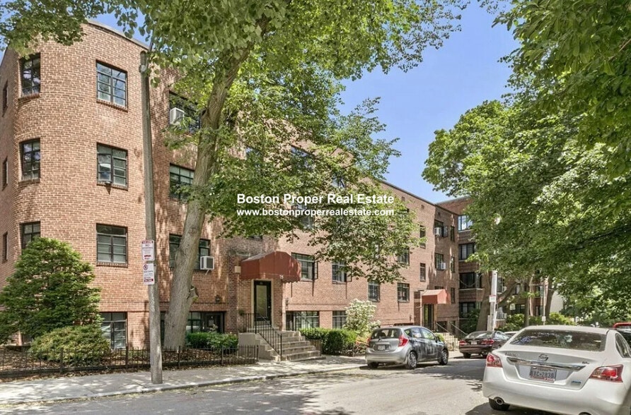 Building Photo - 69 Strathmore Rd