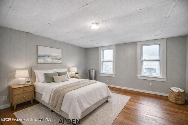 Building Photo - 114 New York St