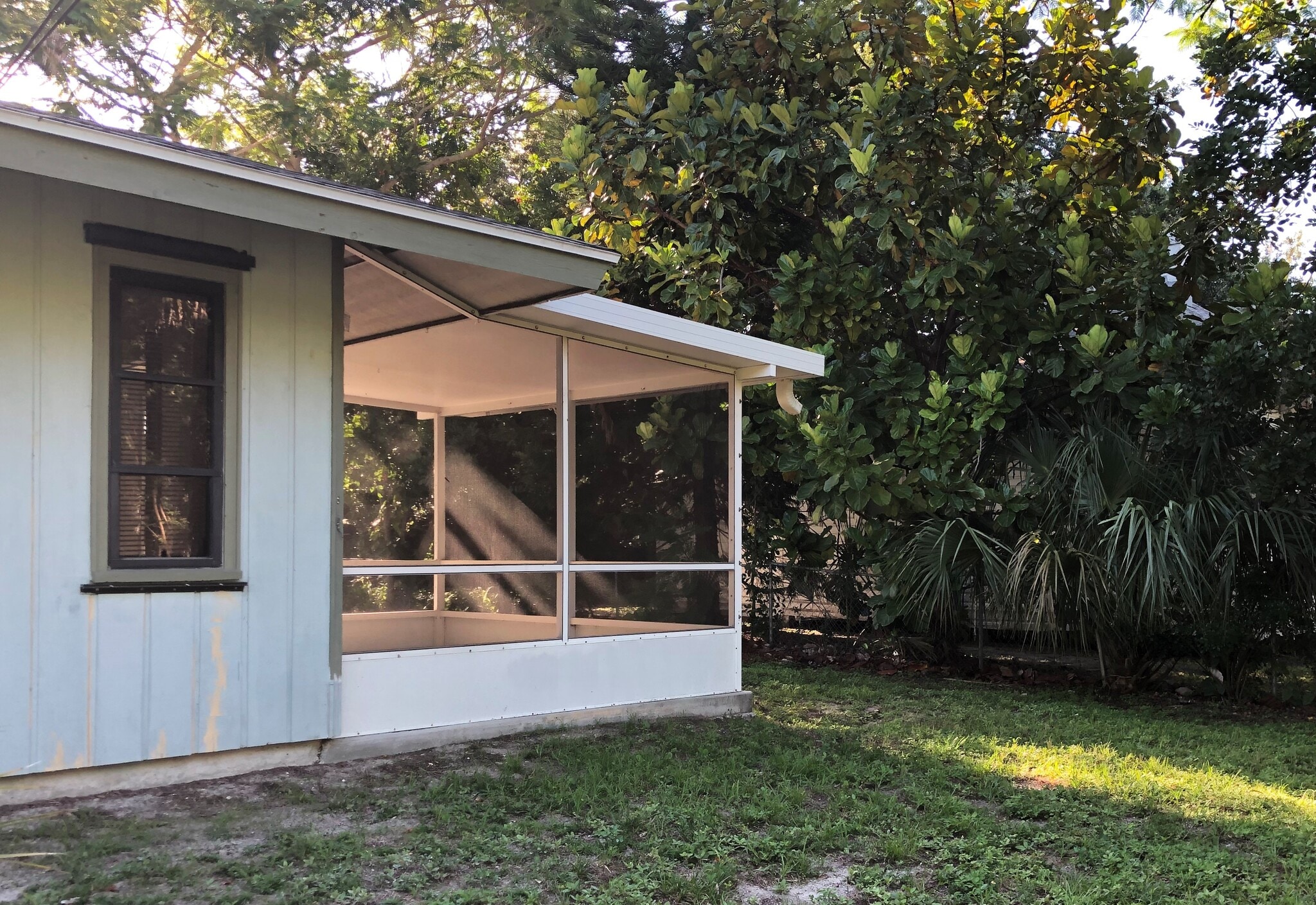 Building Photo - 2387 Datura St