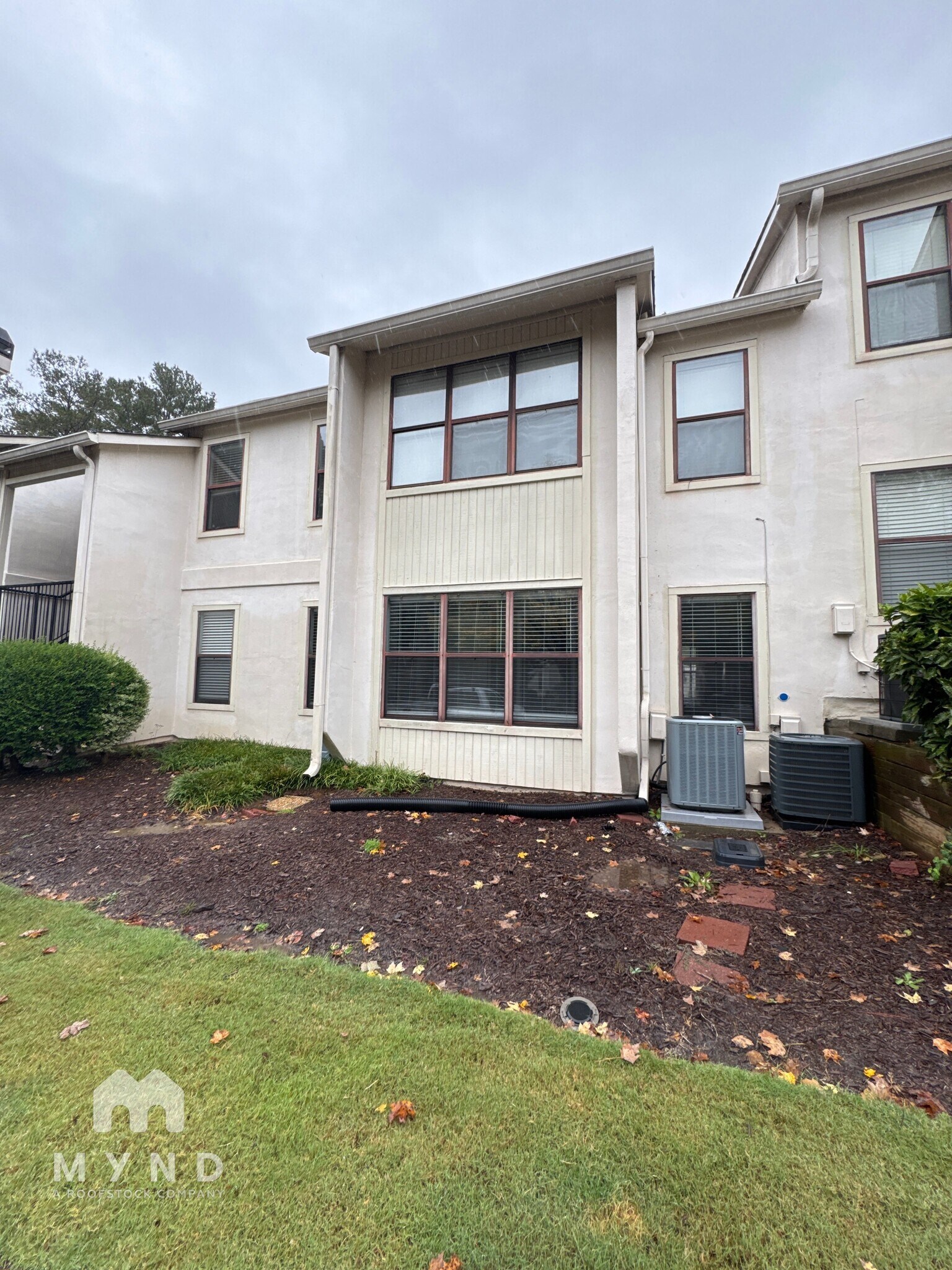 Building Photo - 1407 Huntingdon Chase