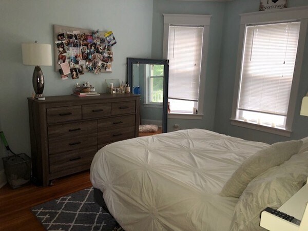 Building Photo - 1592 Columbia Rd